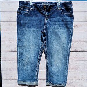 Maurice's Size 13/14 Mid-Rise Denim Capris